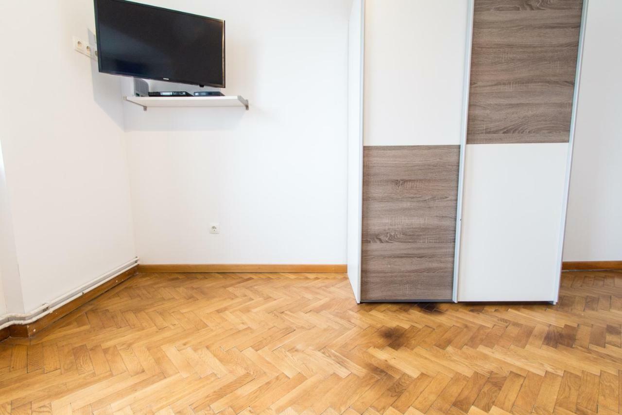 Apartment Veitingergasse Wina Bagian luar foto