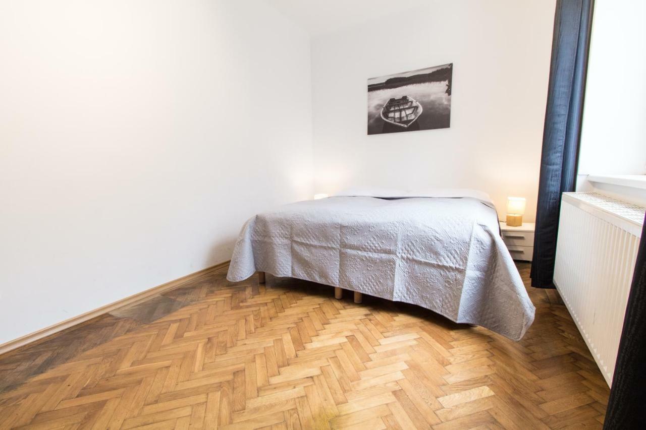 Apartment Veitingergasse Wina Bagian luar foto