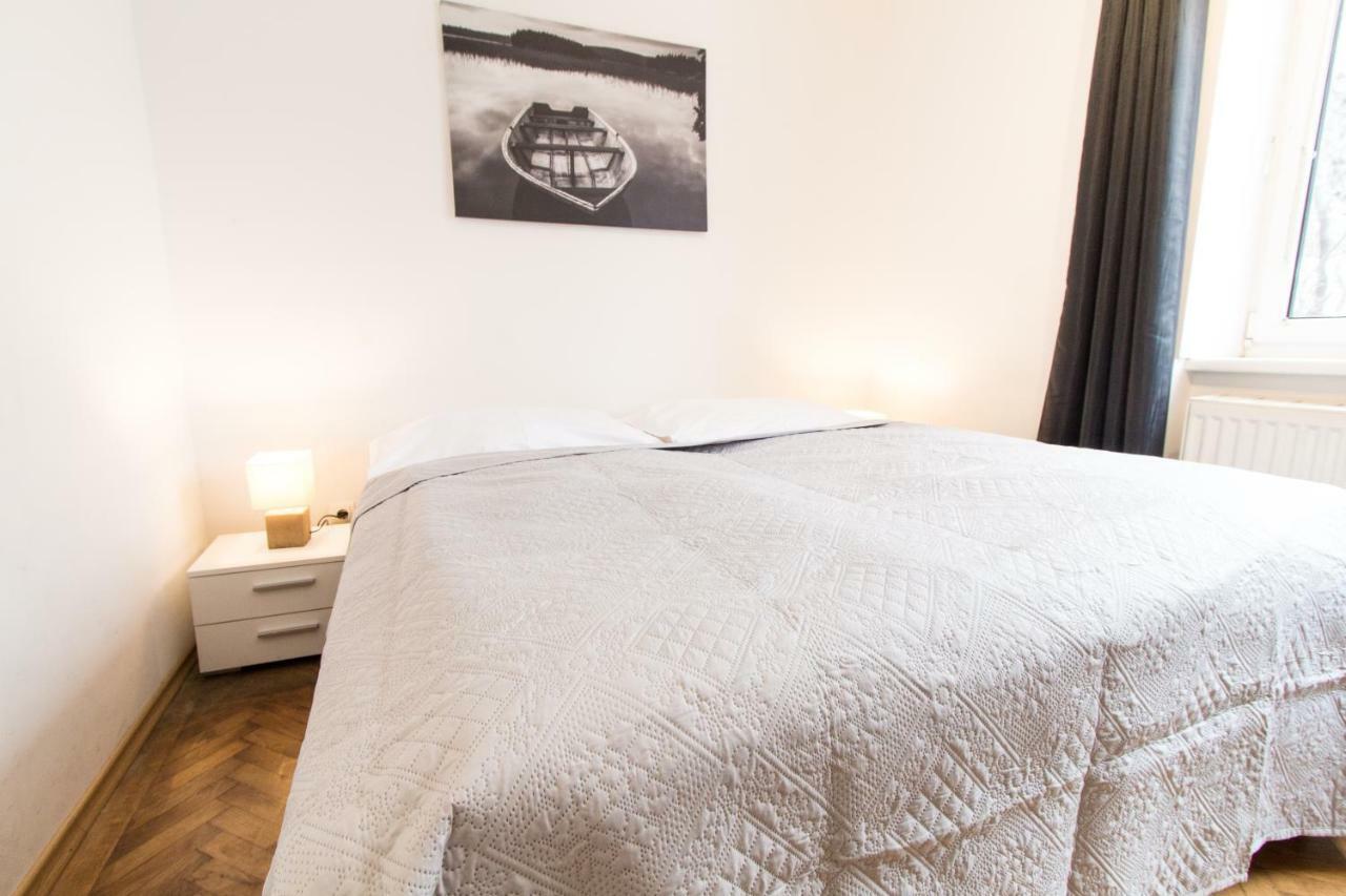 Apartment Veitingergasse Wina Bagian luar foto