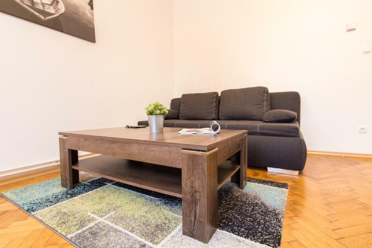 Apartment Veitingergasse Wina Bagian luar foto